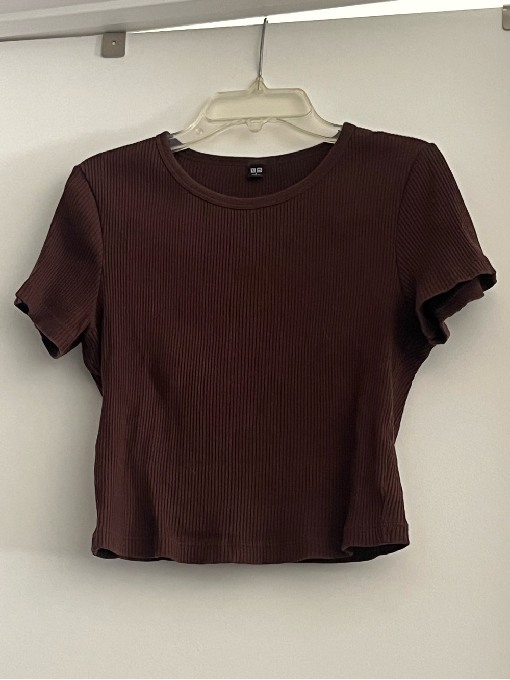 Uniqlo Ribbed Short Sleeve Crop Top - Chocolate Brown